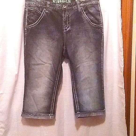 Hydraulic Jeans Hydraulic Size 8 Wide Distressed Embellished Pocket Capri Jeans Poshmark